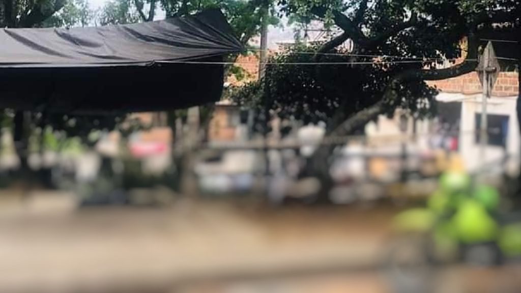 hombre muerto en un parque del barrio santa cruz de Medellín