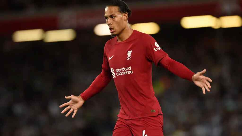 Van Dijk volverá a entrenar la semana que viene