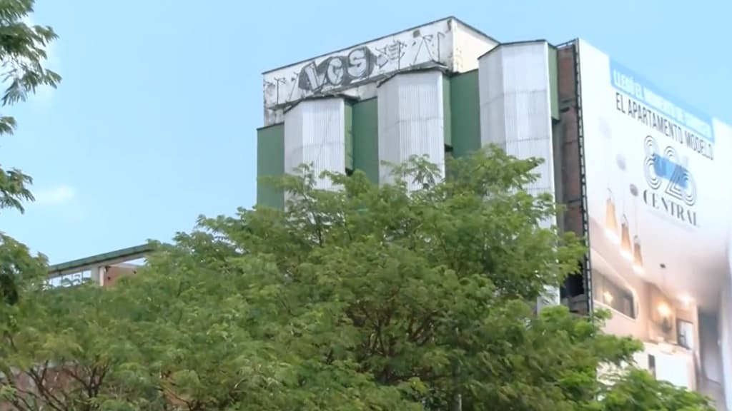 La antigua planta de Bavaria fue implosionada en Cali