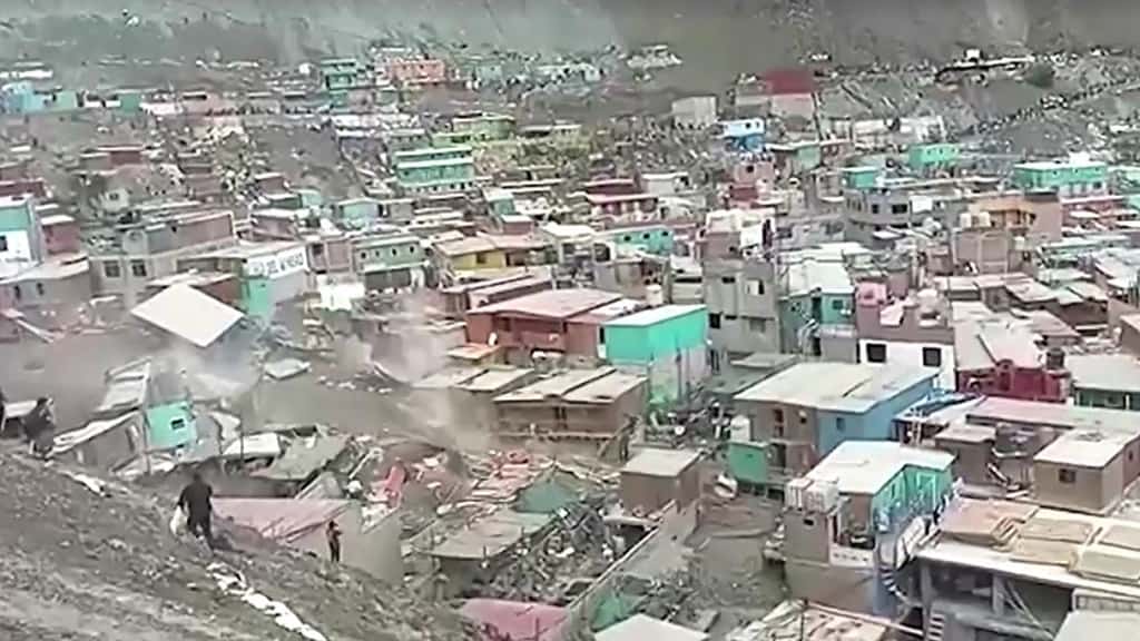 avalancha en Arequipa, Perú, más de 40 muertos