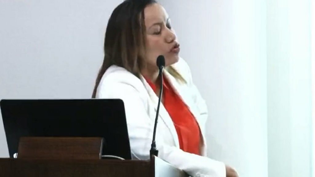 Carolina Corcho culpa a médicos por mal funcionamiento del sistema de salud en Colombia