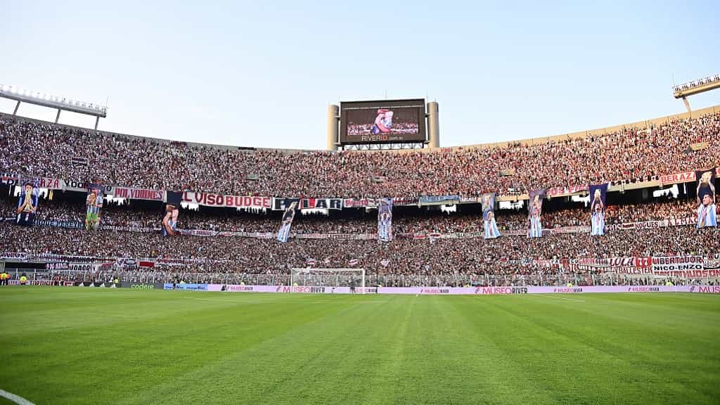 Nuevo estadio monumental de River Plate en Buenos Aires, Argentina 