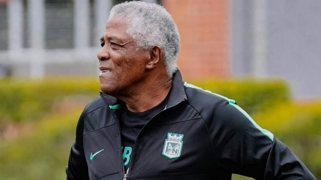Pacho Maturana se descompensó en la final de la Superliga