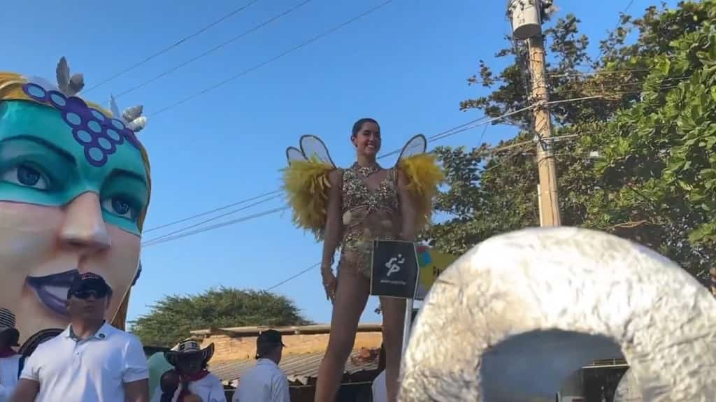 Paulina Vega bailó champeta en el desfile de la Batalla de Flores