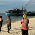 Al menos 12 muertos y 7 desaparecidos tras incendiarse un ferri en Filipinas