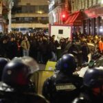 Altercados en una nueva noche de protestas en Francia