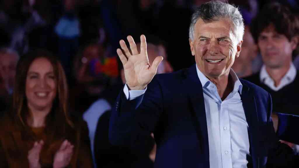 El "paso al costado" de Macri sacude el escenario electoral de Argentina