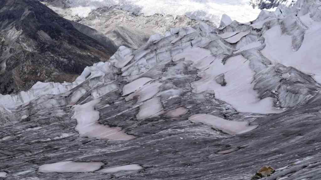 El negro futuro de los glaciares que puede generar una crisis de agua en Perú