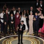 Everything Everywhere All at Once arrasa en los Oscar como la mejor película del año