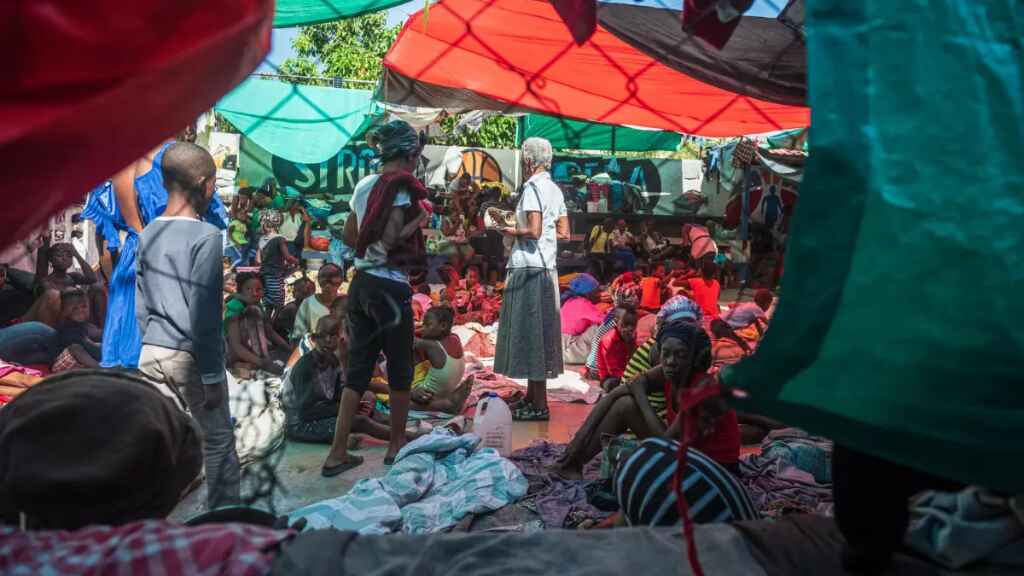 Haití: Más de 1.500 personas en condiciones inhumanas debido a la violencia entre bandas