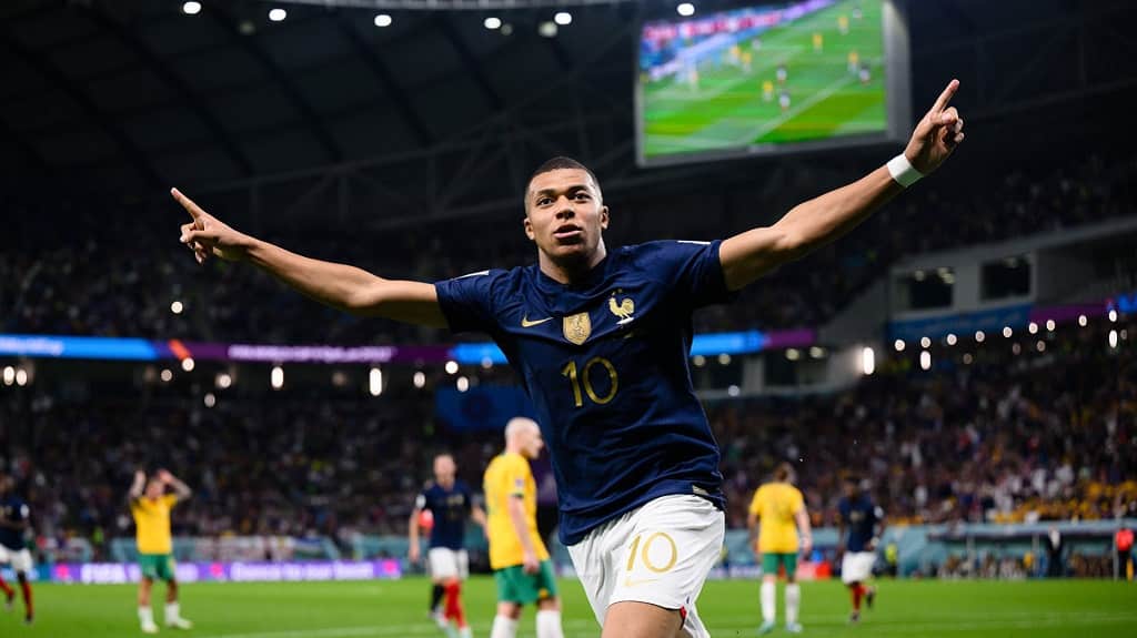 Francia le da el brazalete de líder a Kylian Mbappé