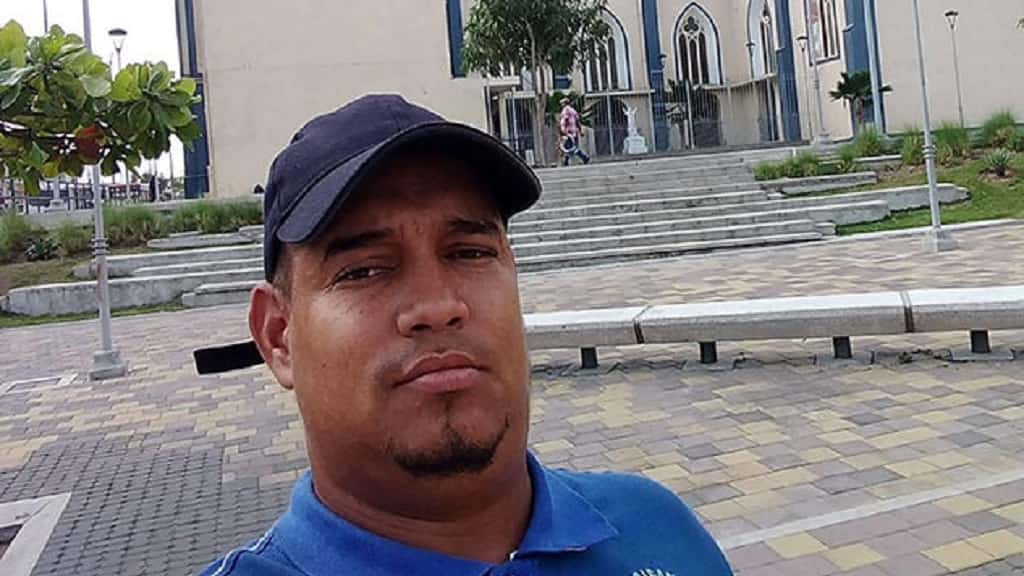 Lanchero fue asesinado a tiros en Santa Marta mientras estaba con su hija