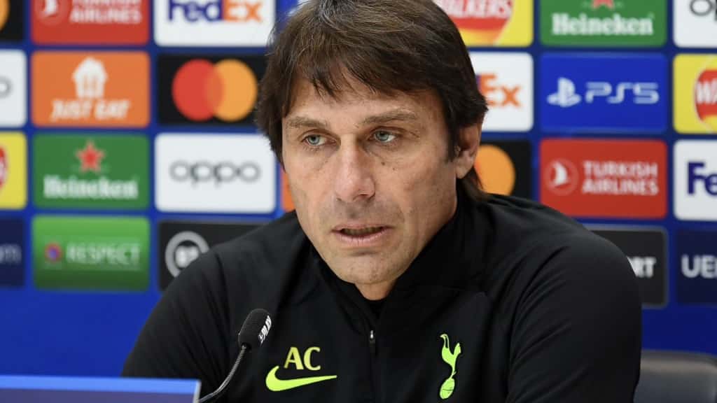 Antonio Conte critica a los jugadores del Tottenham y los trata de 'egoístas'