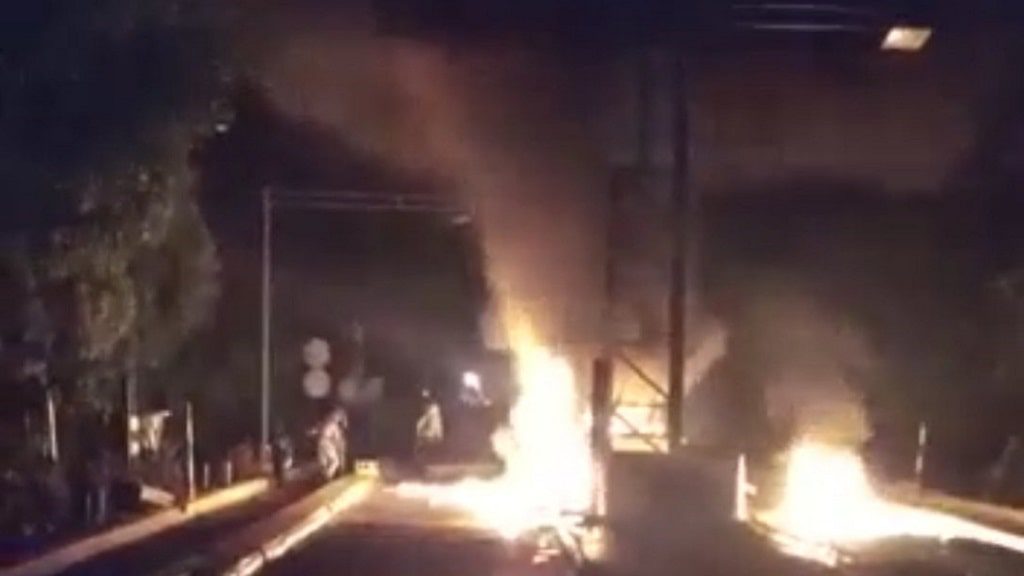 peaje de tarazá es quemado la noche del sábado 12 de marzo