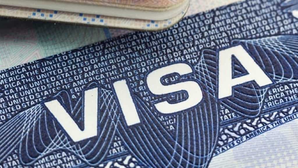 hacer escala estados unidos- EE. UU. aumenta los precios de las visas de turista en 2023