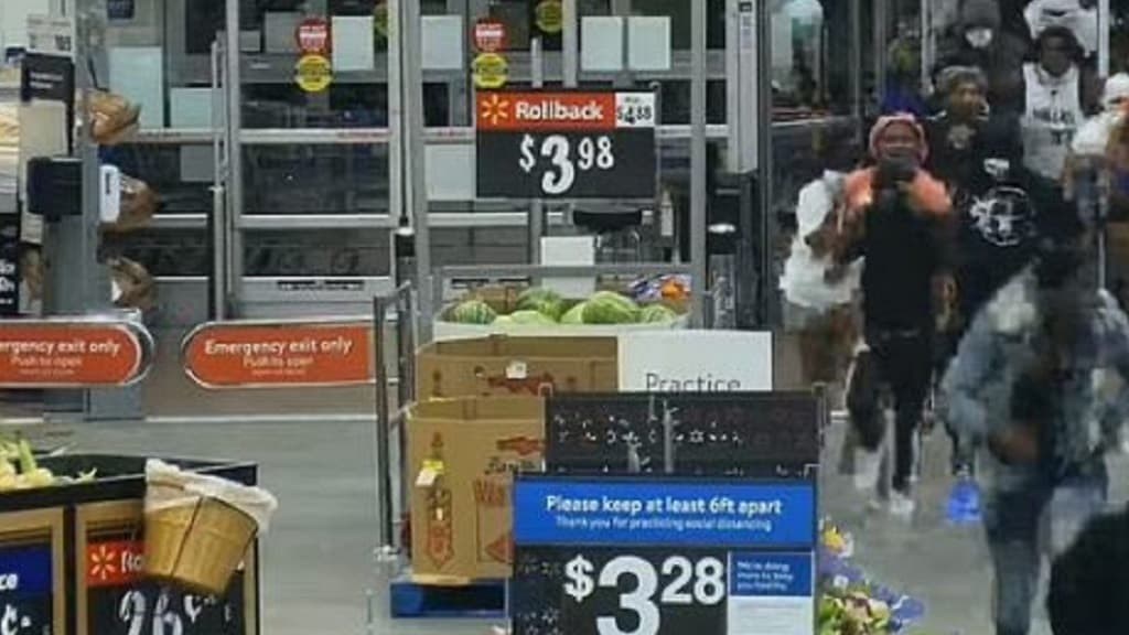 Walmart cierra las últimas dos tiendas que tenía en Portland