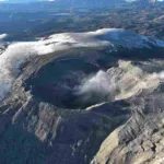 Actividad del volcán Nevado del Ruiz sigue siendo inestable y se mantiene en Nivel Naranja