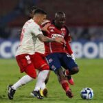 Alan Patrick salva un punto para el Internacional en la casa de Medellín