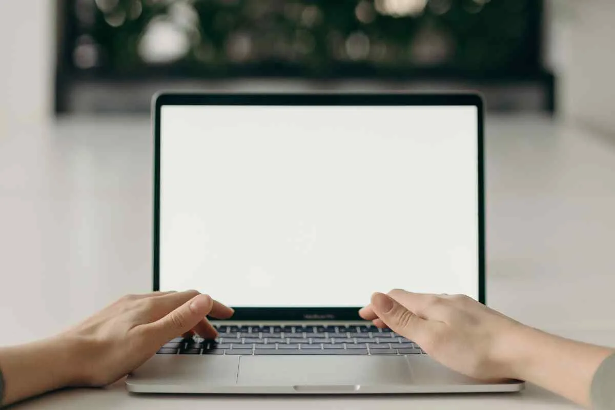 Destaca en el mundo digital con una marca personal sólida y auténtica
