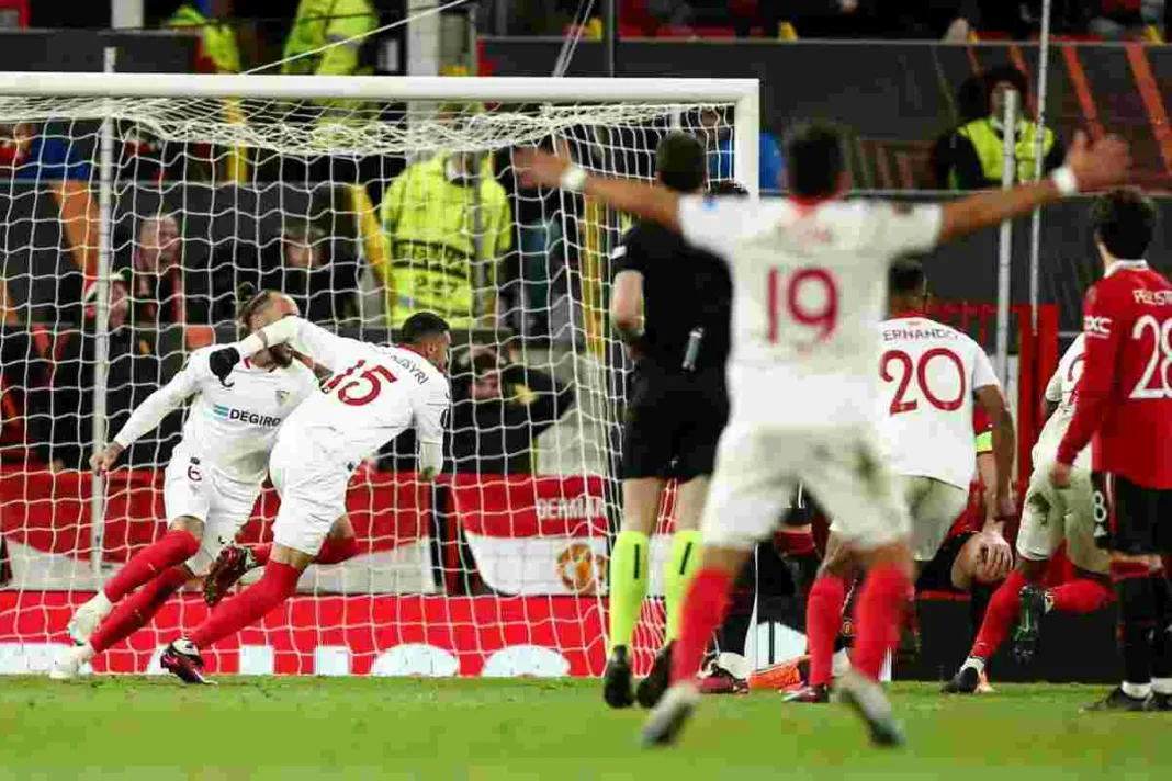 El Sevilla saca un punto de oro al Manchester United
