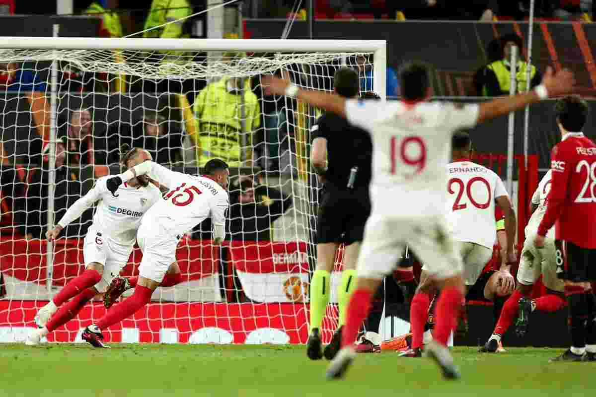 El Sevilla saca un punto de oro al Manchester United