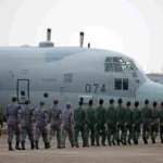 El líder del Ejército sudanés anuncia que la evacuación de extranjeros comenzará en las próximas horas