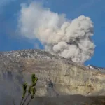 El volcán Nevado del Ruiz sigue con actividad inestable y en alerta naranja