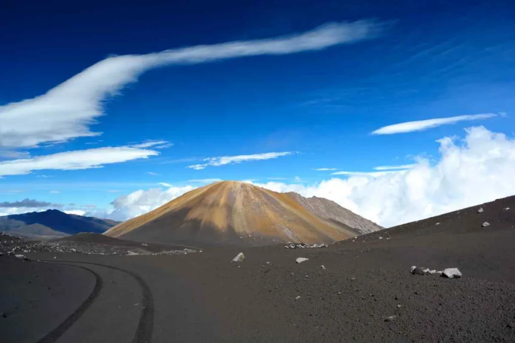 Alerta naranja: ¿Qué está pasando con el volcán Nevado del Ruiz?