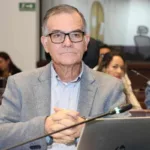 Concejal Julio Gonzalez Villa en la mira por presunto acoso laboral a mujeres en Medellín
