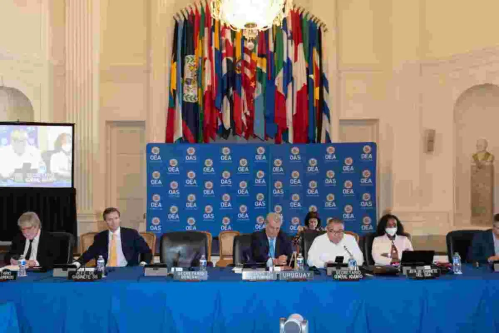La OEA reformará su código ético por el affaire de Almagro
