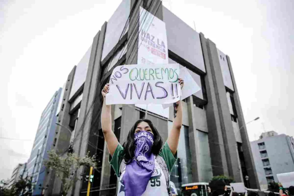 La ola machista en Perú deja a su paso más muertes que las protestas en 2023
