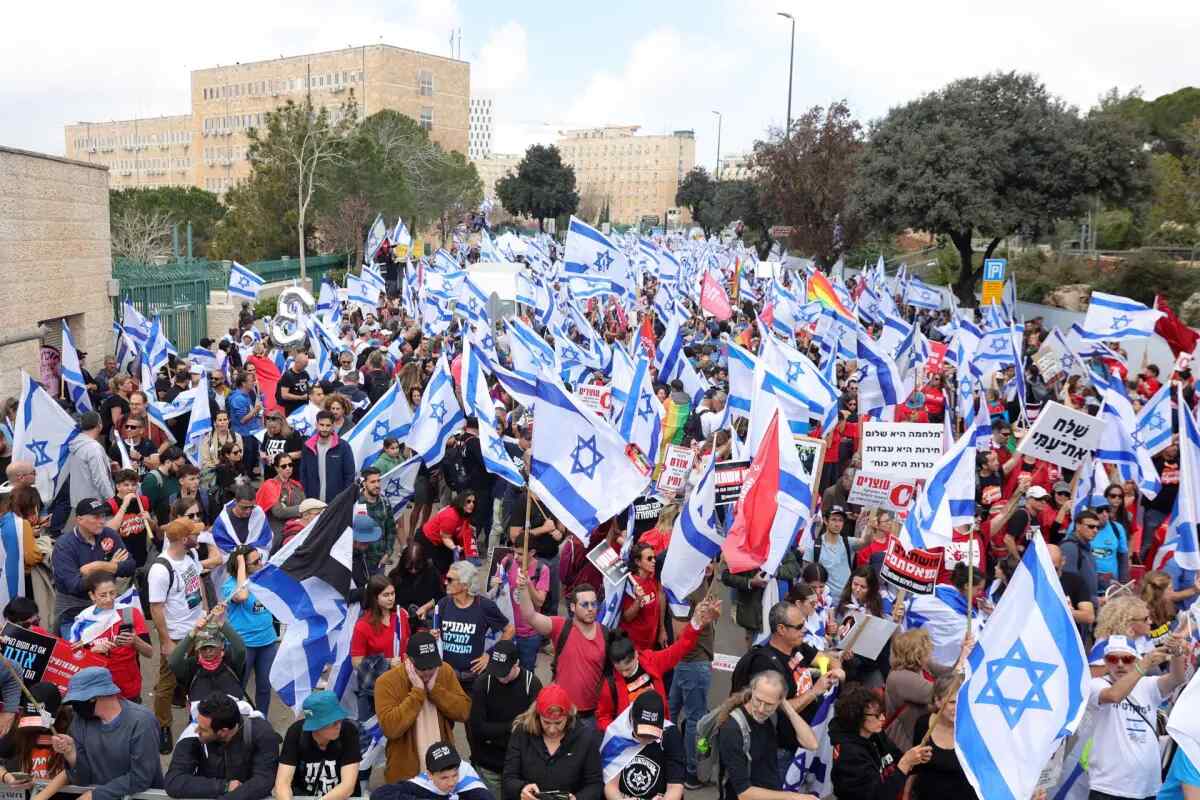 Más de 100.000 israelíes protestan frente a la Knéset contra la reforma judicial
