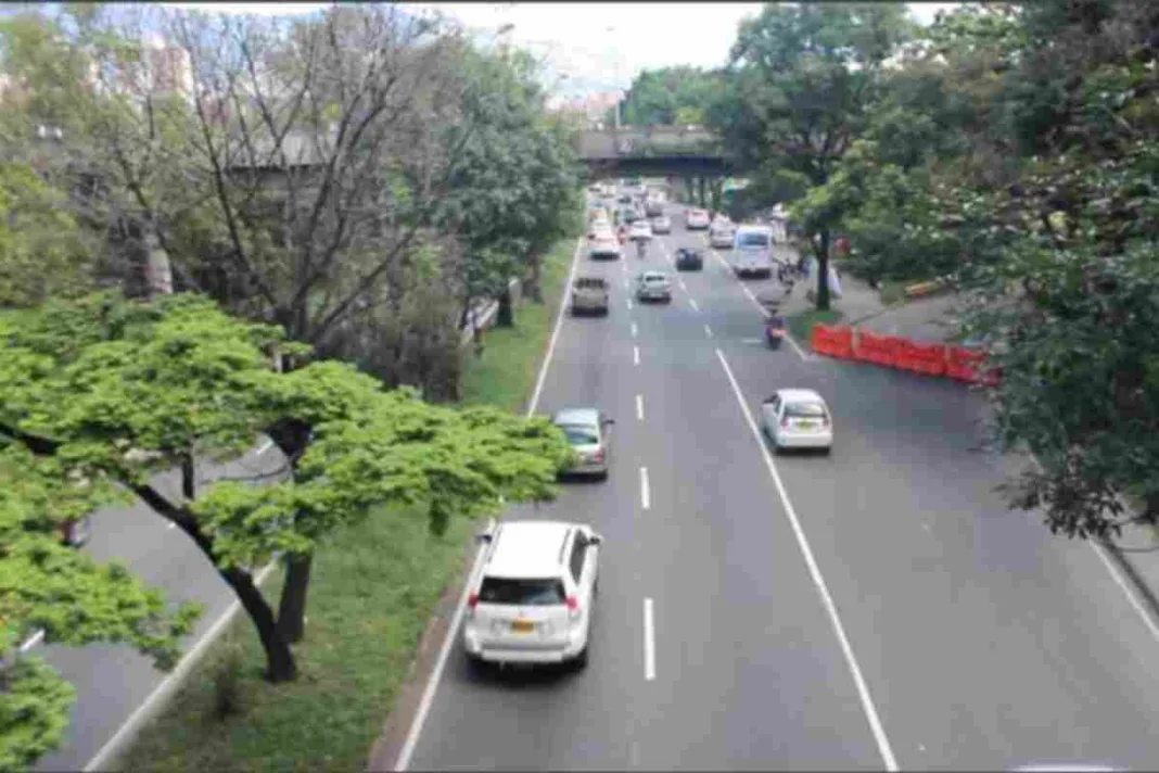 Muere un motociclista cerca de la estación Poblado, en plena Autopista Sur de Medellín