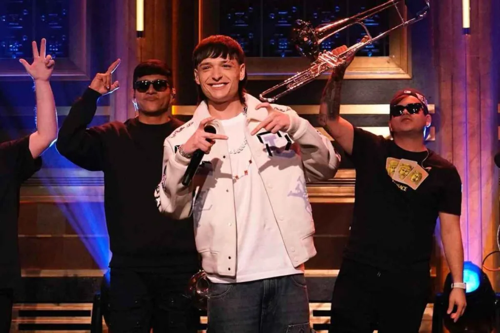 Peso Pluma, el primer artista de regional mexicano en el show de Jimmy Fallon