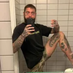 La increíble transformación de Post Malone: de adicto a papá saludable