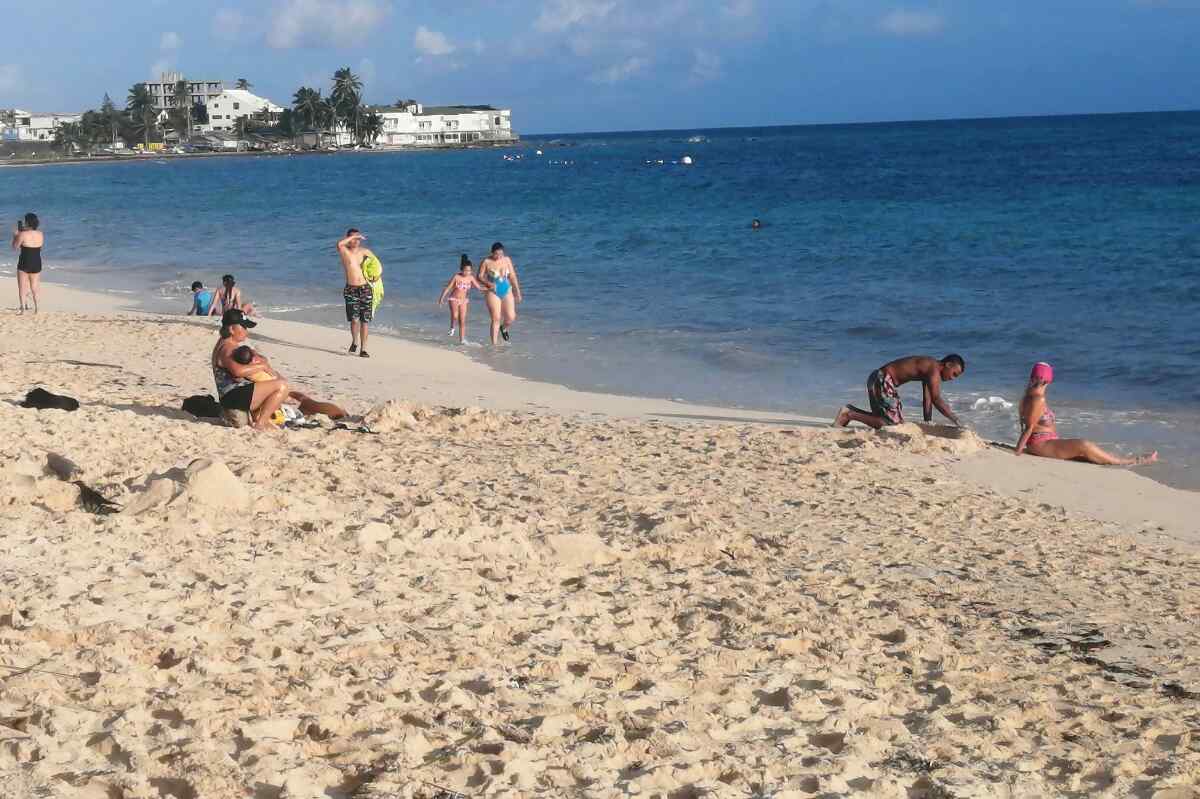 --San Andrés en crisis pérdidas millonarias y disminución del turismo