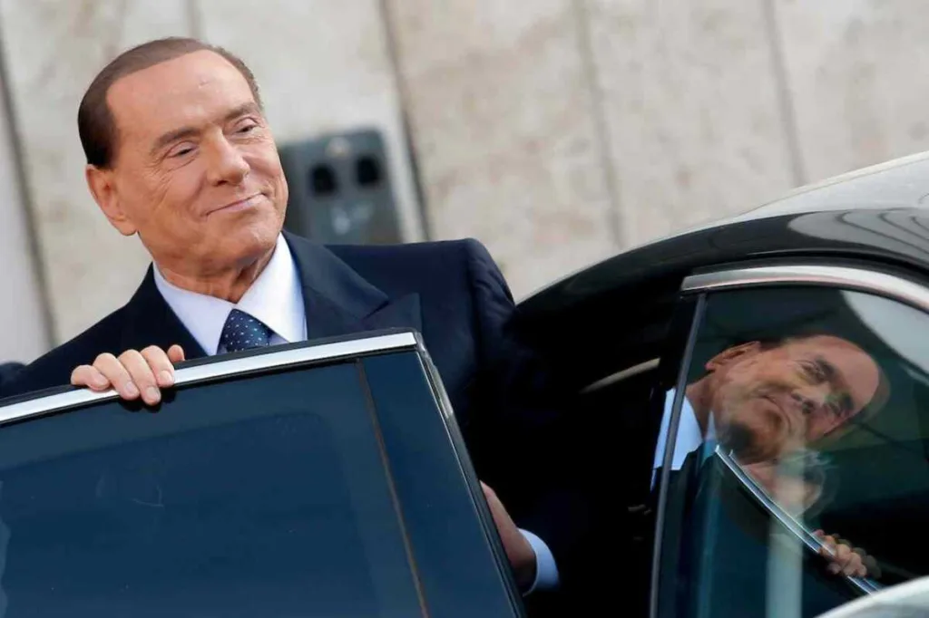 Silvio Berlusconi se enfrenta a su peor enemigo: la leucemia crónica