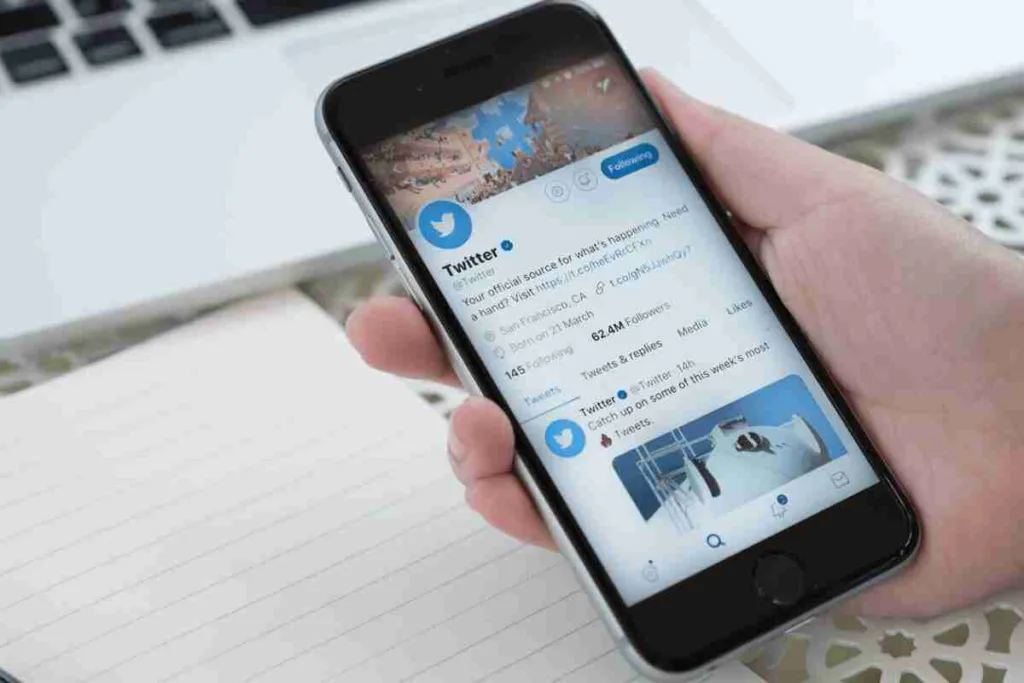 Twitter Blue amplía el límite de caracteres a 10