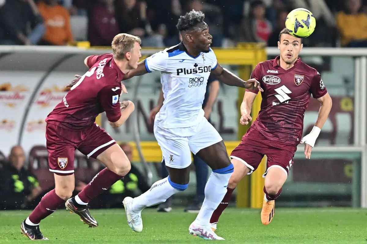 Un golazo de Duván Zapata insiste en la Liga de Campeones