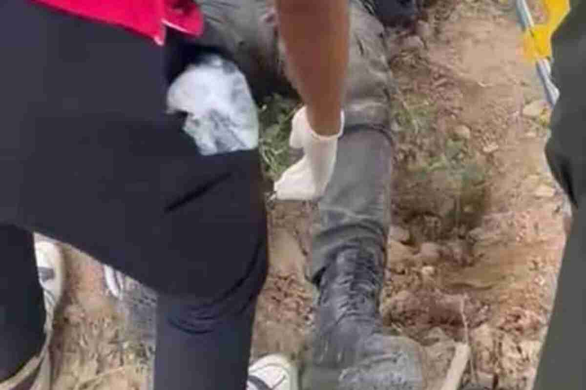 Varios policías heridos en violento desalojo de predio de Ecopetrol en Yondó