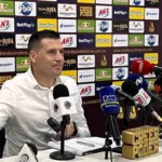 Deportes Tolima presenta a Juan Cruz Real como su nuevo timonel