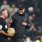 Klopp señala a Paul Tierney como árbitro con algo contra el Liverpool