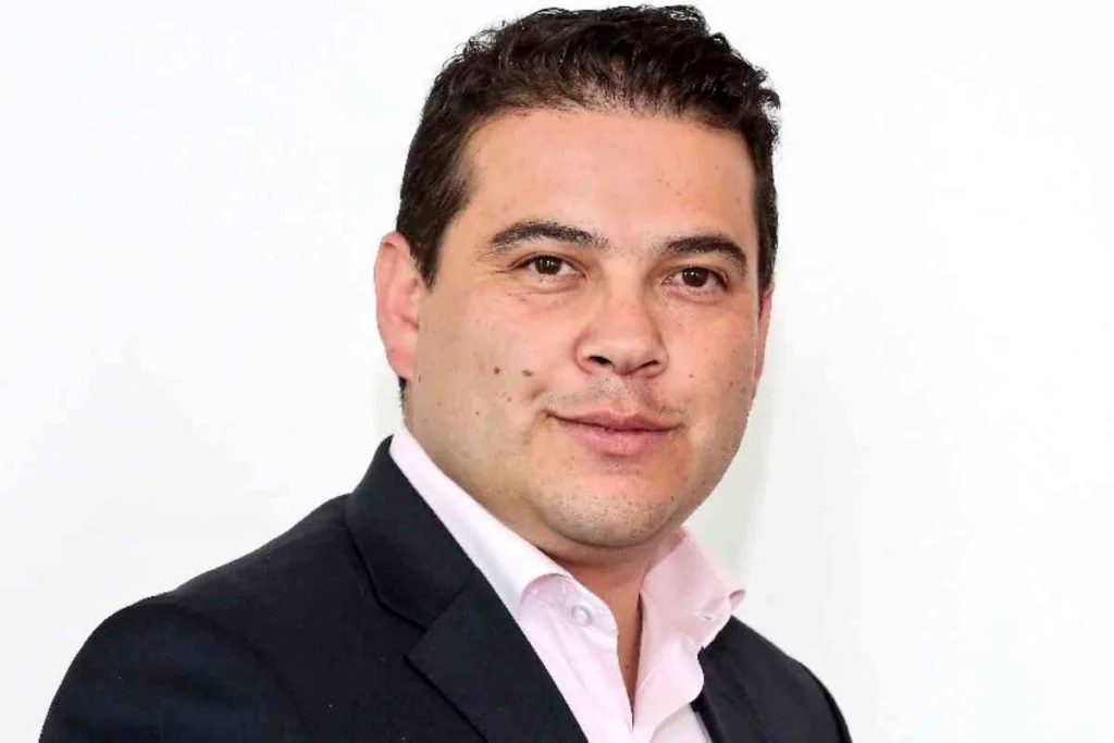 Críticas del gobernador de Cundinamarca llevan a salida del comandante de tránsito durante plan retorno
