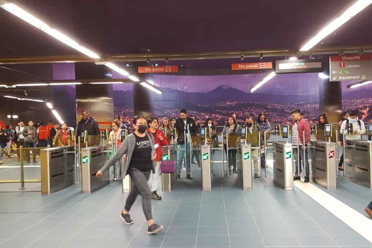 Desde el 2 de mayo, los viajes en el Metro de Quito tendrán un costo de 45 centavos