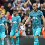 Jugadores del Tottenham piden perdón y devuelven el dinero a los que viajaron a Newcastle