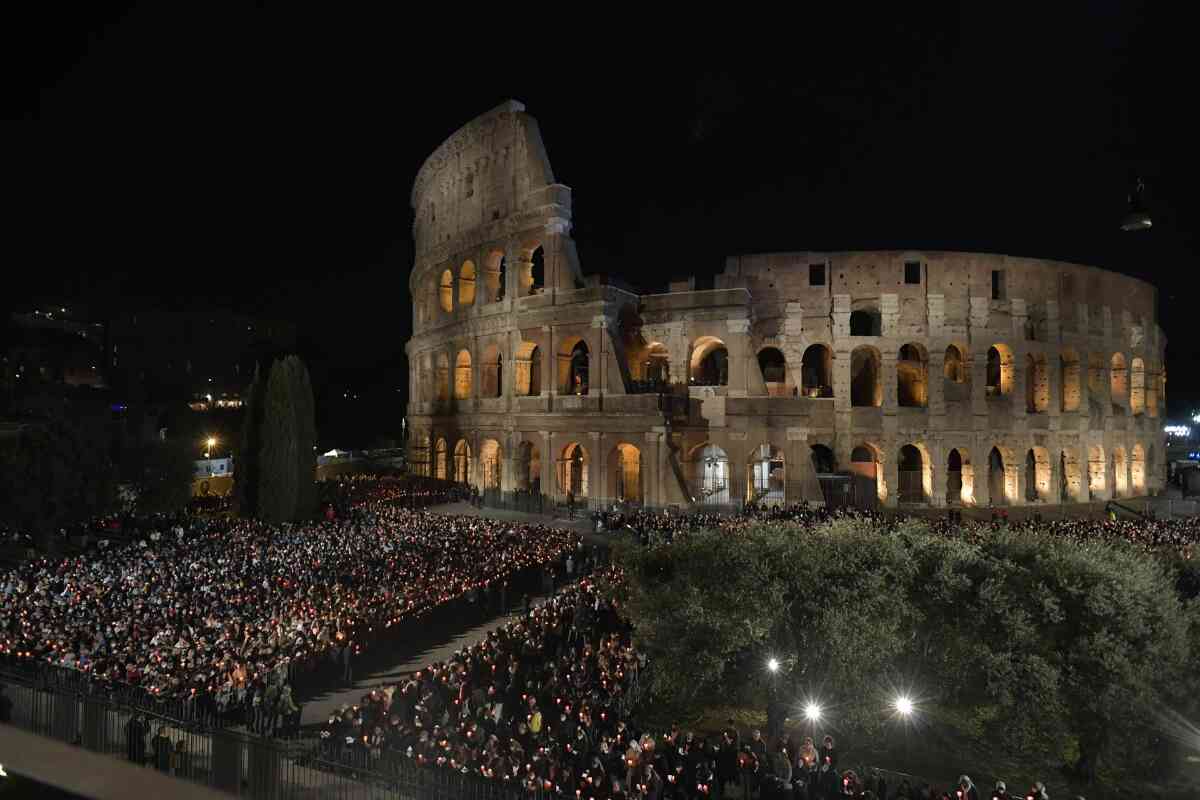 Emotivo giro en el viacrucis de Roma: Papa Francisco no podrá asistir por el frío intenso