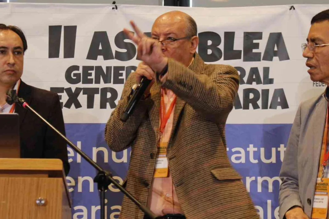 Asamblea Extraordinaria de Fecode termina en polémica y acusaciones de violencia (1)