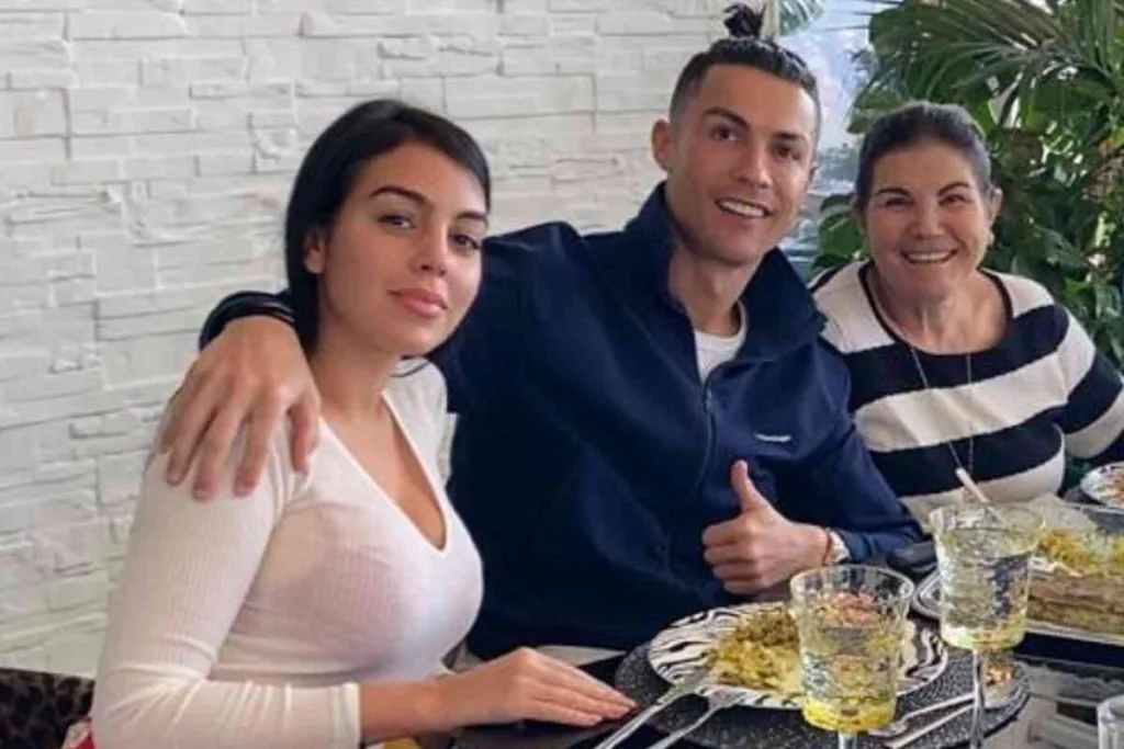 La vidente que asegura que Dolores Aveiro hizo brujería para separar a Cristiano Ronaldo de Georgina Rodríguez