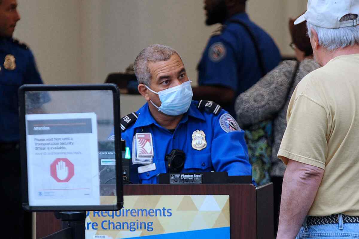EEUU levantará la vacunación obligatoria para viajeros extranjeros a partir del 11 de mayo
