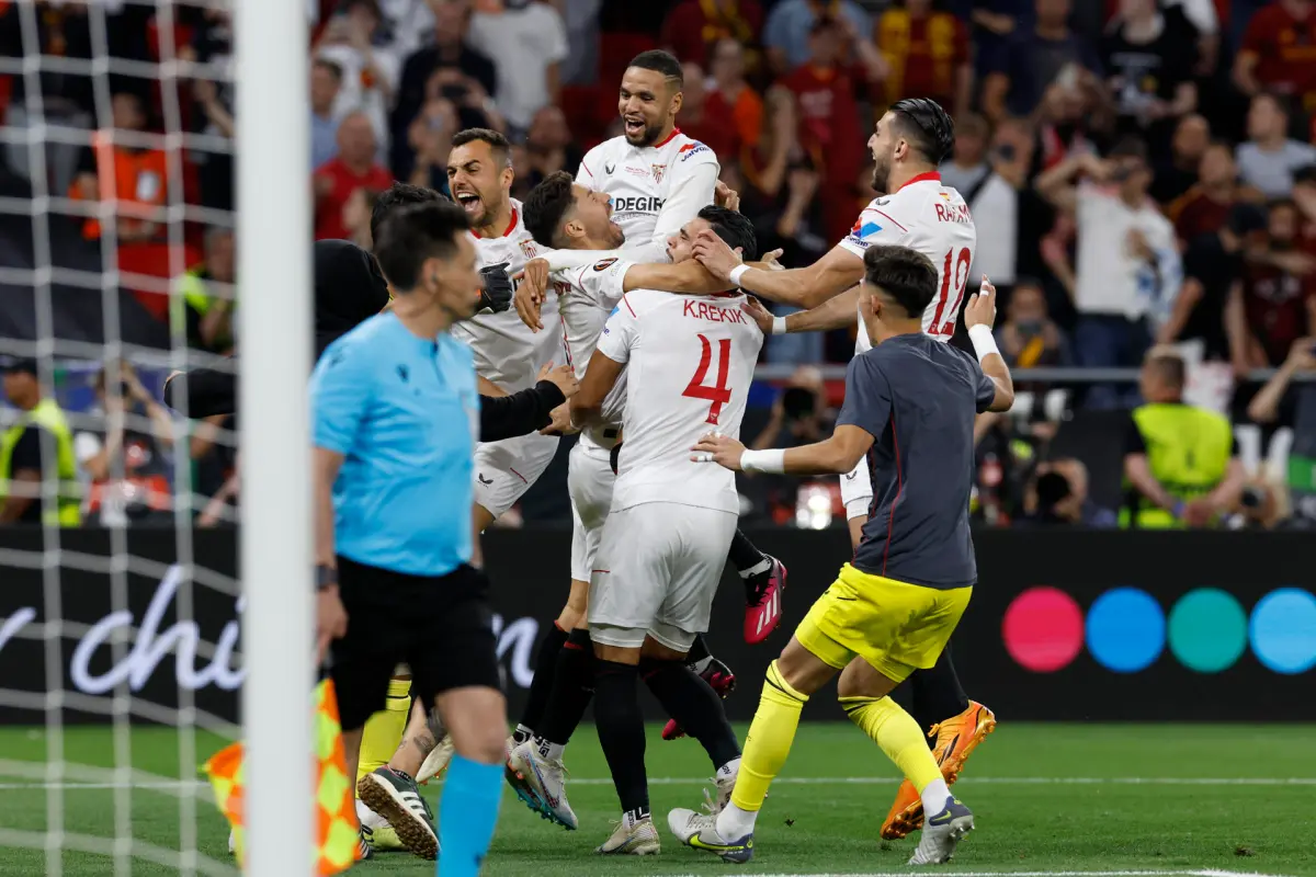 1-1. El Sevilla conquista de nuevo la gloria al ganar la 'Séptima' en los penaltis